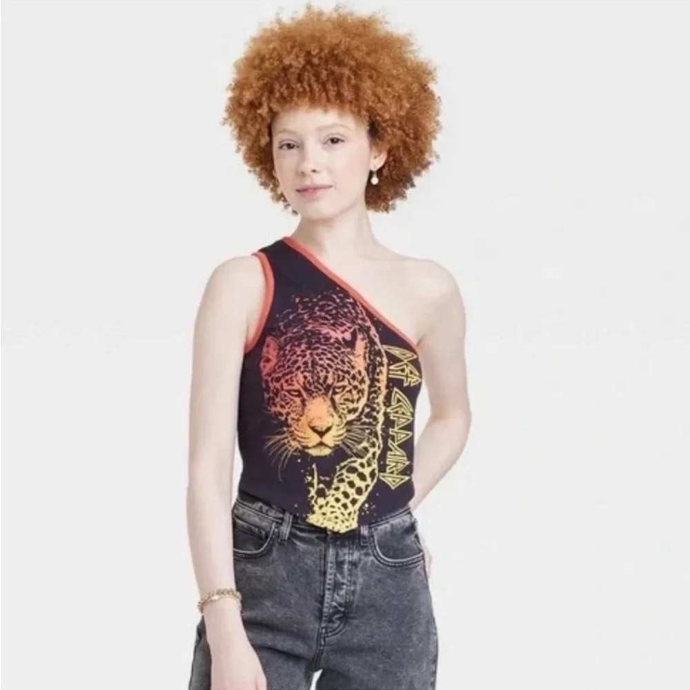 Def Leppard One Shoulder Graphic Tank Top Black Red Leopard Print Small